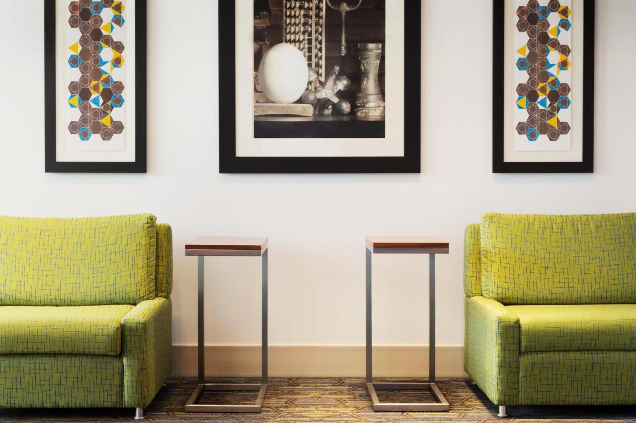Express & - - Goshen By Ihg Hotel Middletown