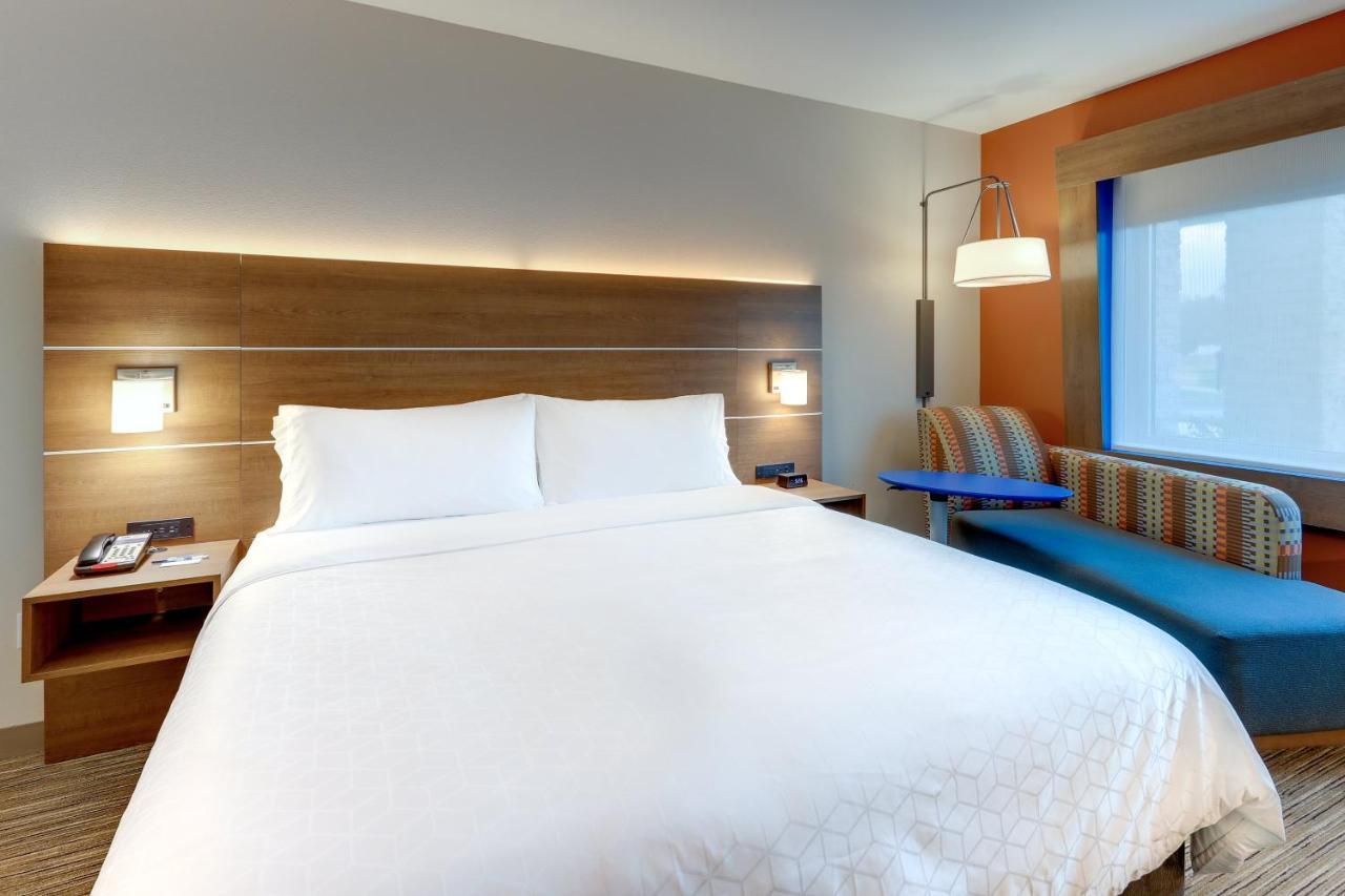 Express & - - Goshen By Ihg Hotel