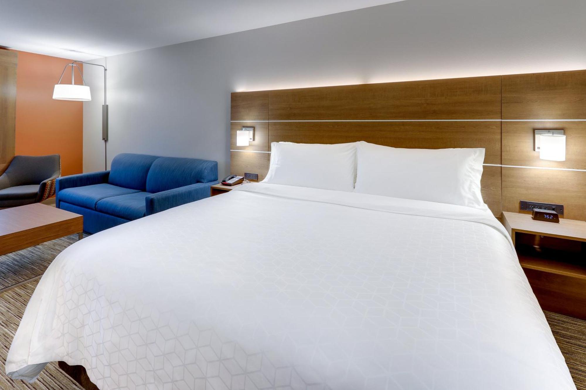 Express & - - Goshen By Ihg